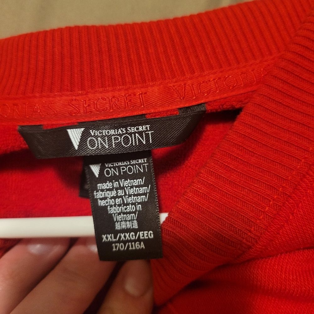 VS sweater